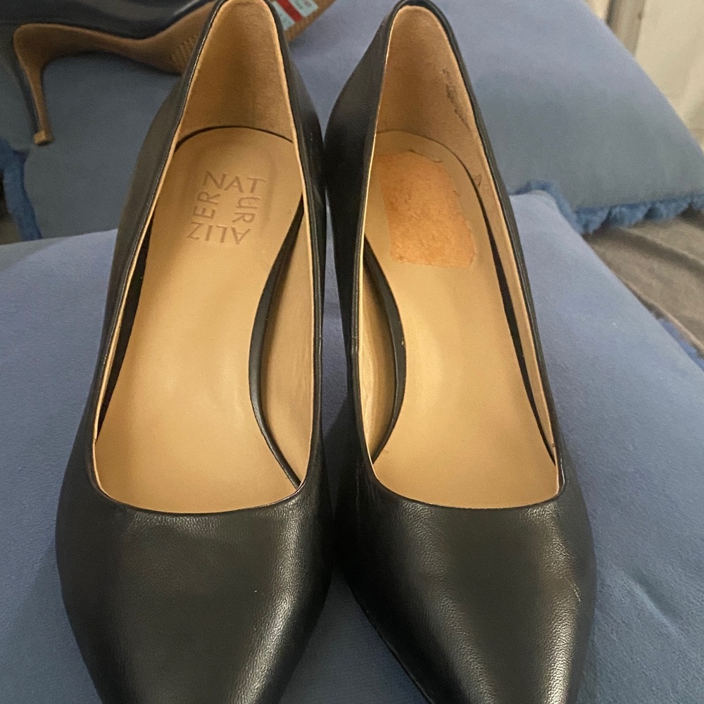 Naturalizer Everly Black Leather Heels size 8.5W